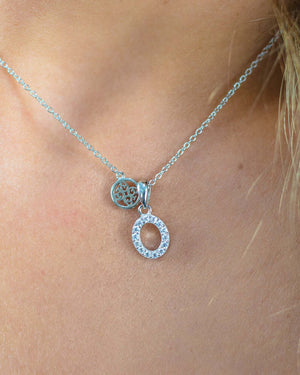 LUXURY LETTERS O INITIAL PENDANT SILVER