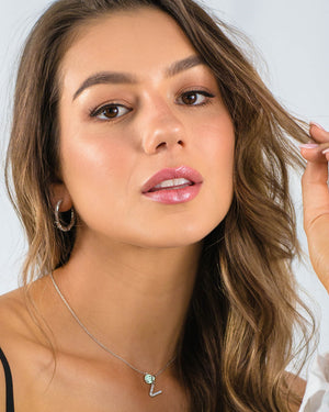 LUXURY LETTERS V INITIAL PENDANT SILVER