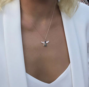 Honey Bee Pendant Necklace rosegold