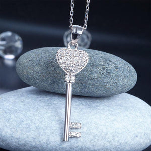 Love Key 925 Sterling Silver Cross Pendant Necklace MXFN8029