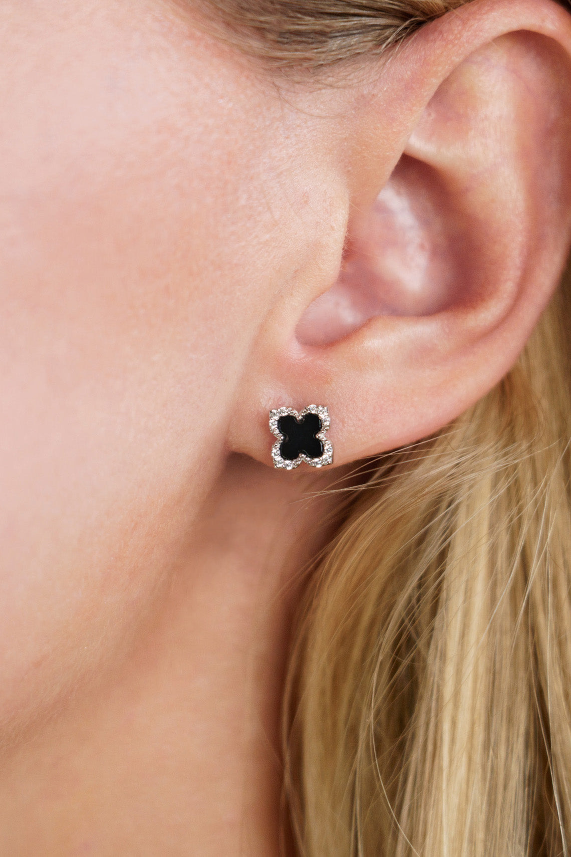 GEORGINI MIDNIGHT VELVET BLACK AGATE FAIRWATER STUD EARRINGS SILVER