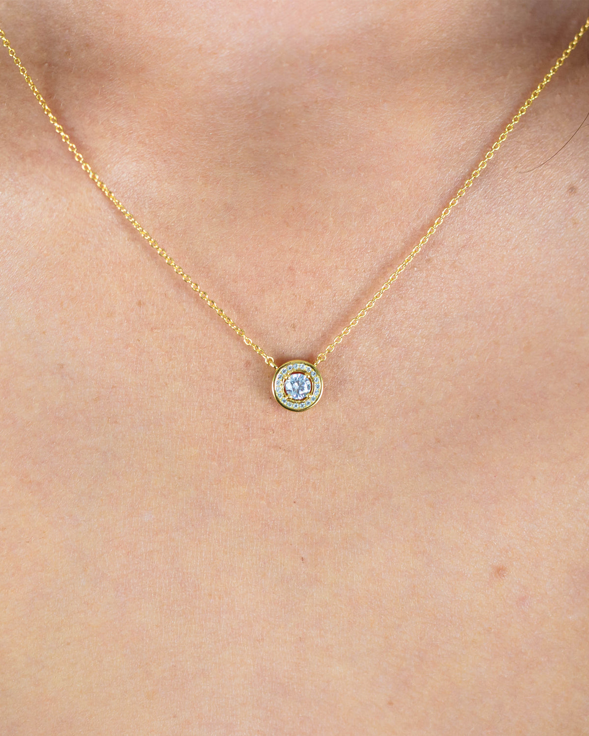 MILESTONE HALO PENDANT IN GOLD