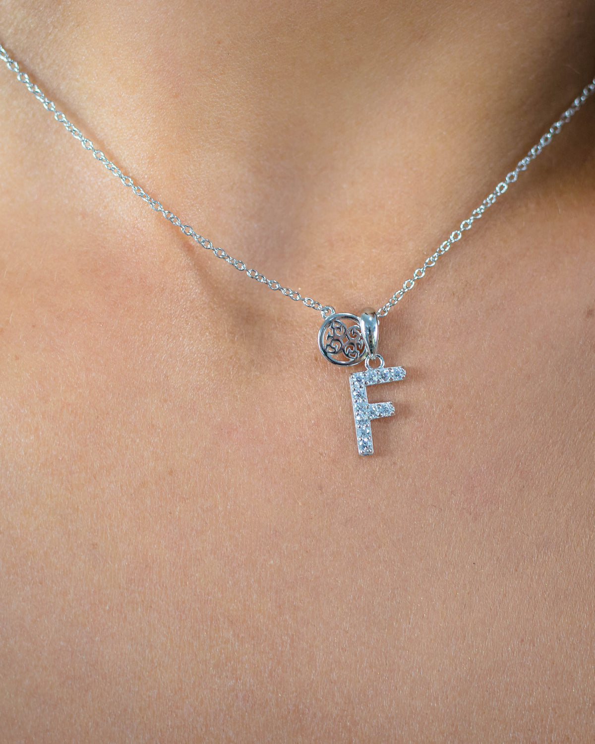 LUXURY LETTERS F INITIAL PENDANT SILVER