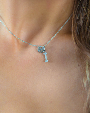 LUXURY LETTERS I INITIAL PENDANT SILVER
