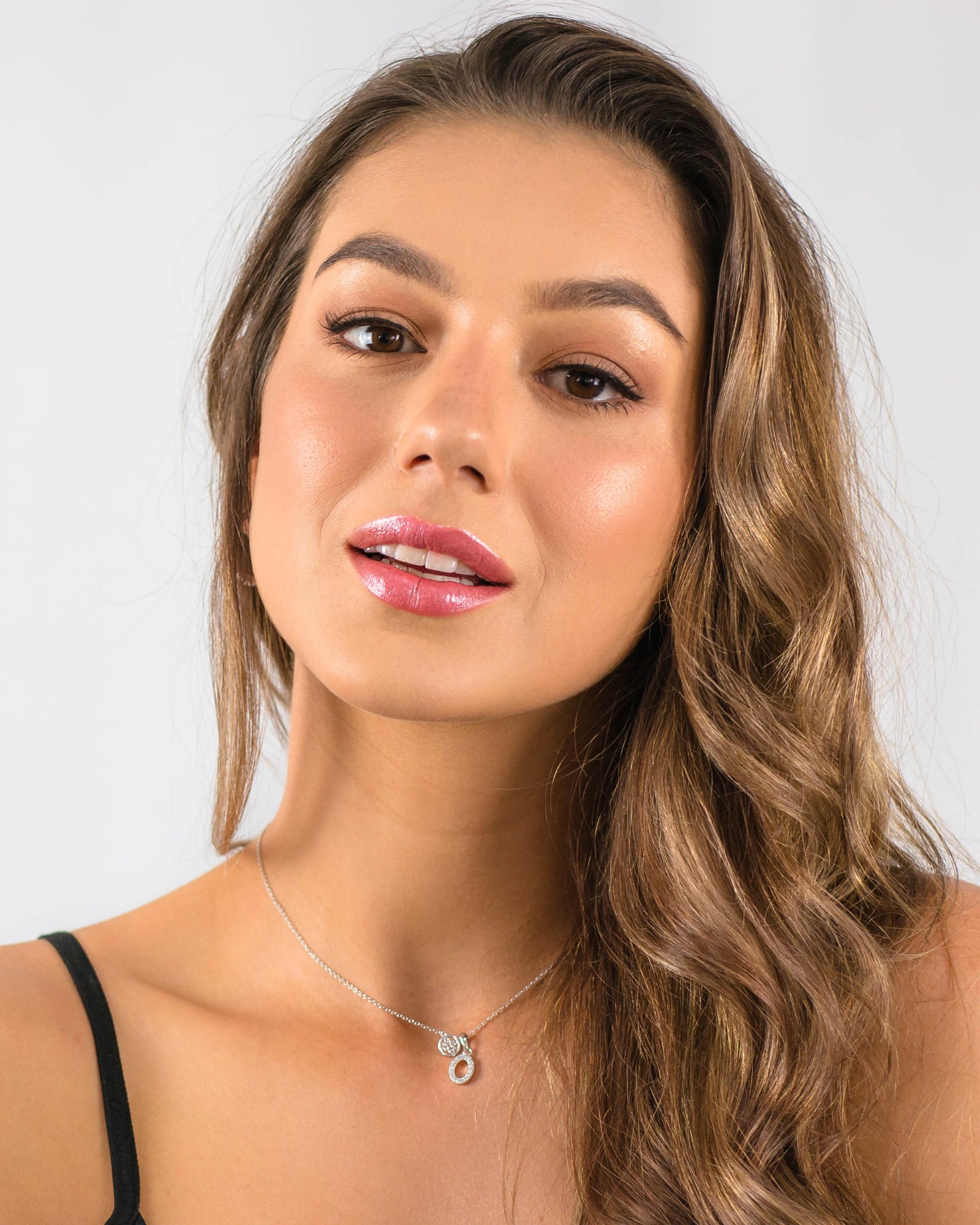 LUXURY LETTERS O INITIAL PENDANT SILVER