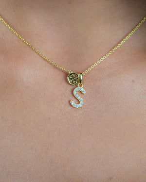LUXURY LETTERS S INITIAL PENDANT GOLD