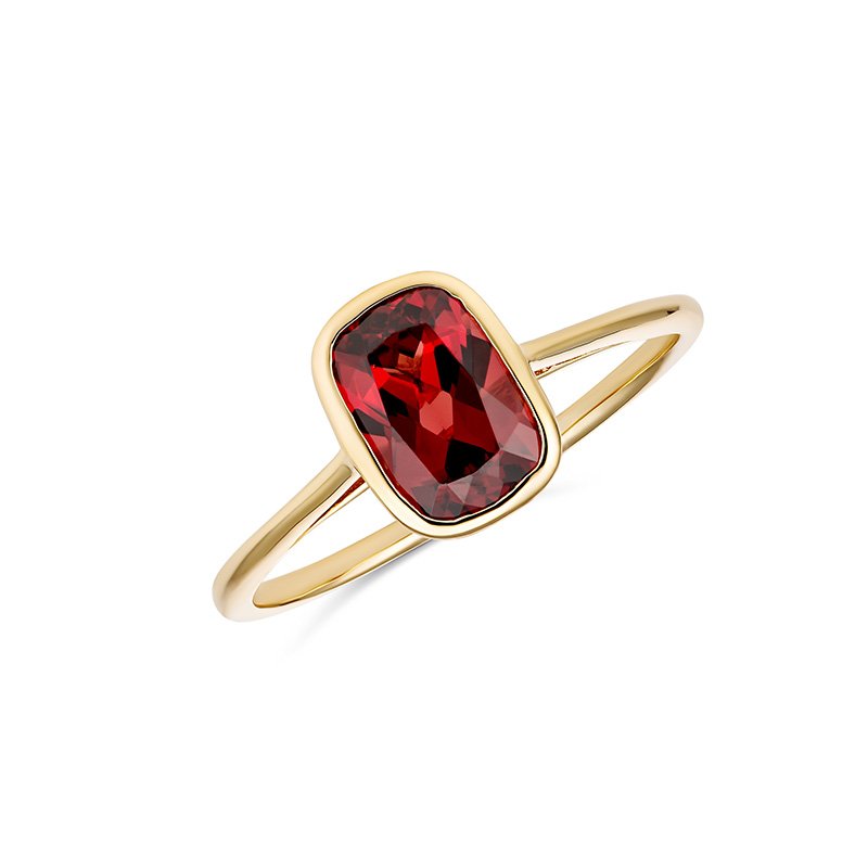 9KY Garnet Rectangular Garnet Ring