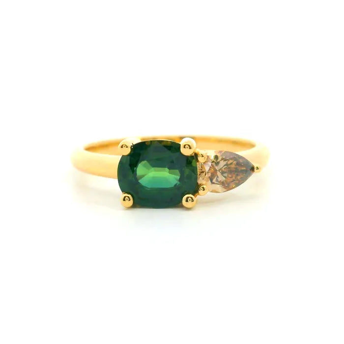 18KY Green Sapphire Champagne Diamond Toi Et Moi Ring