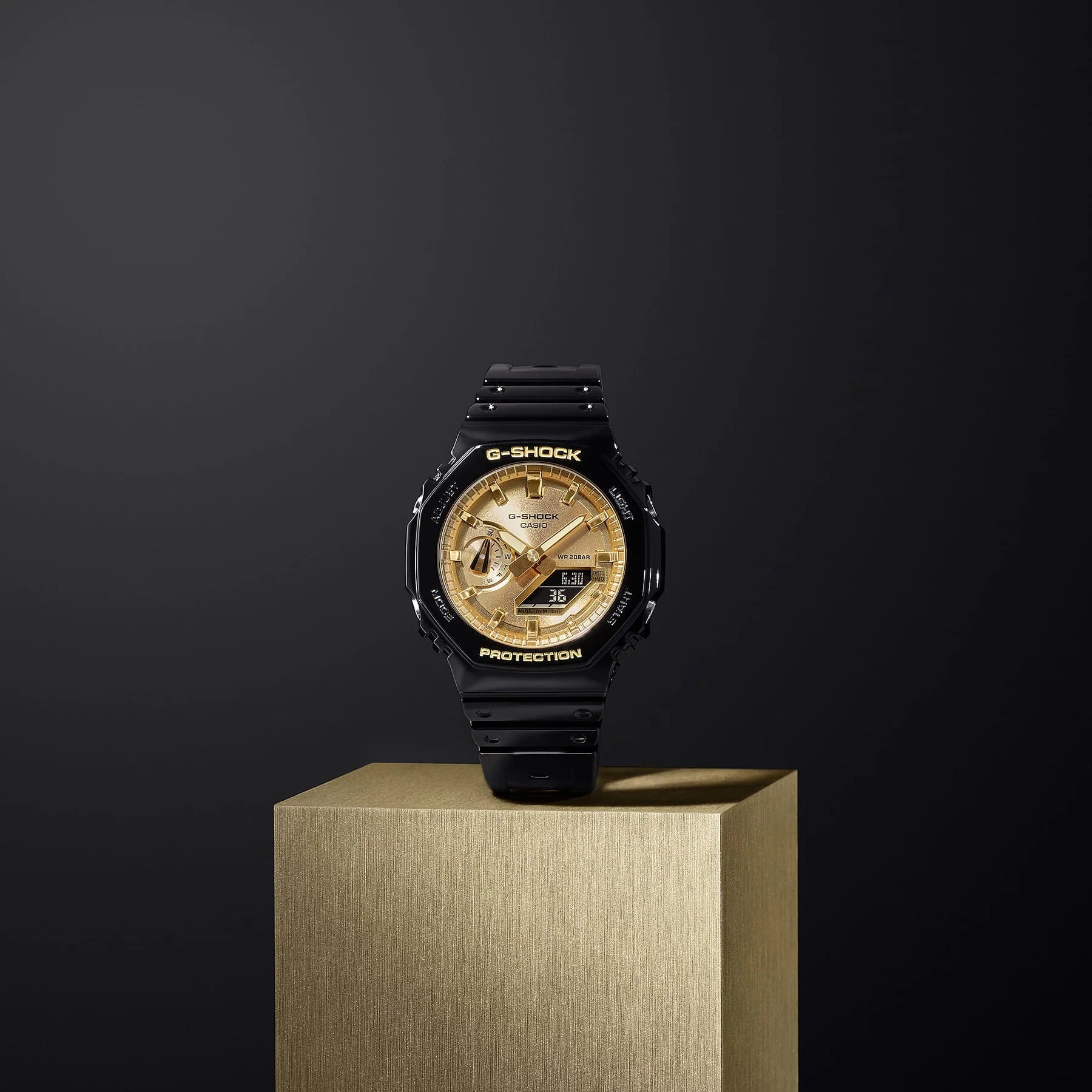 Black g shock gold face online