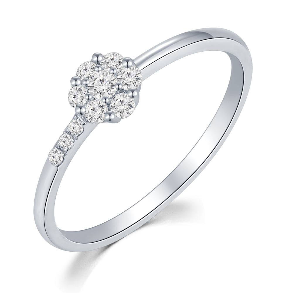 18K White Gold Cluster Diamond Dress Ring