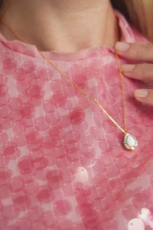 GEORGINI WISTERIA CREATED OPAL FLORIBUNDA PENDANT GOLD