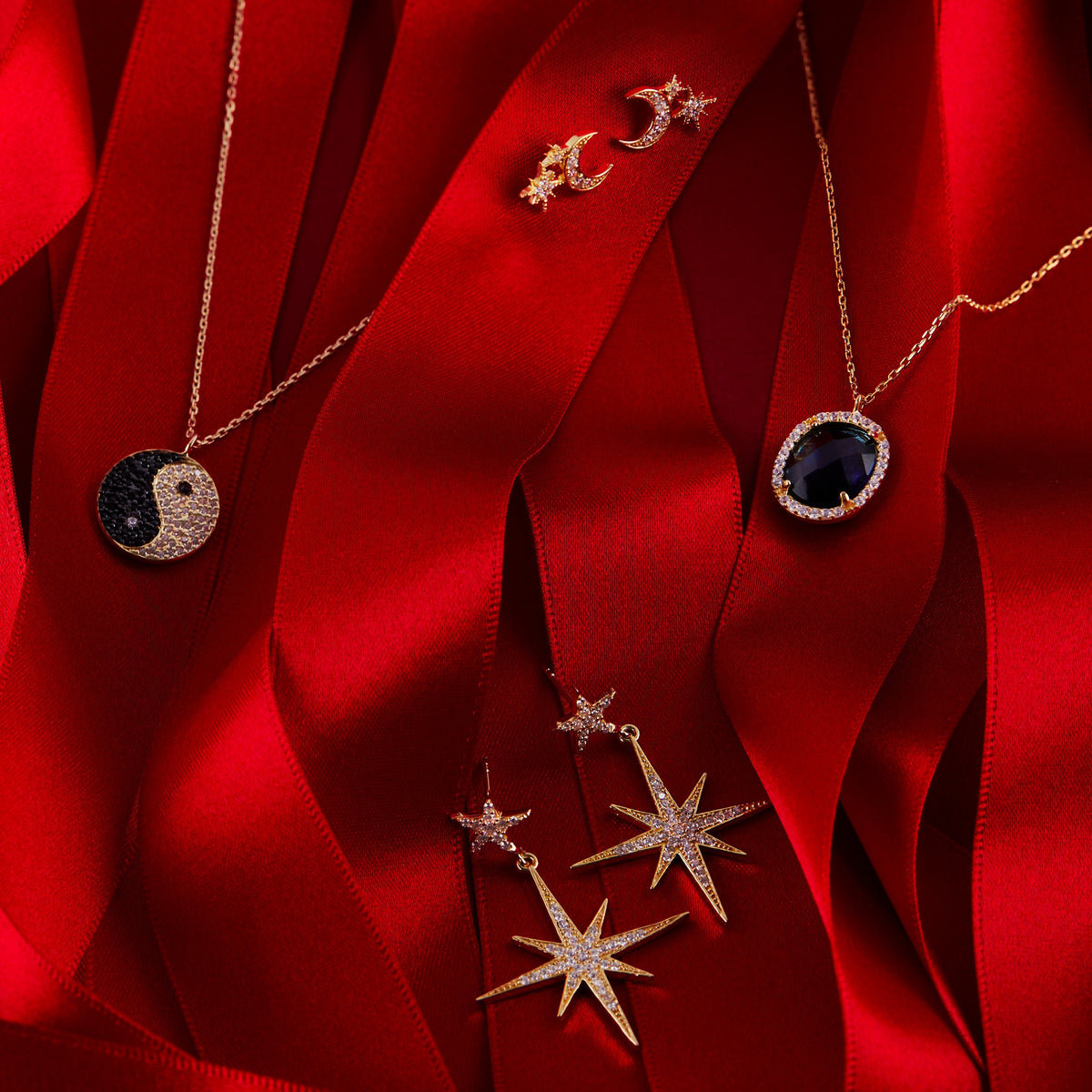 Large Star burst Drop Earring Gold