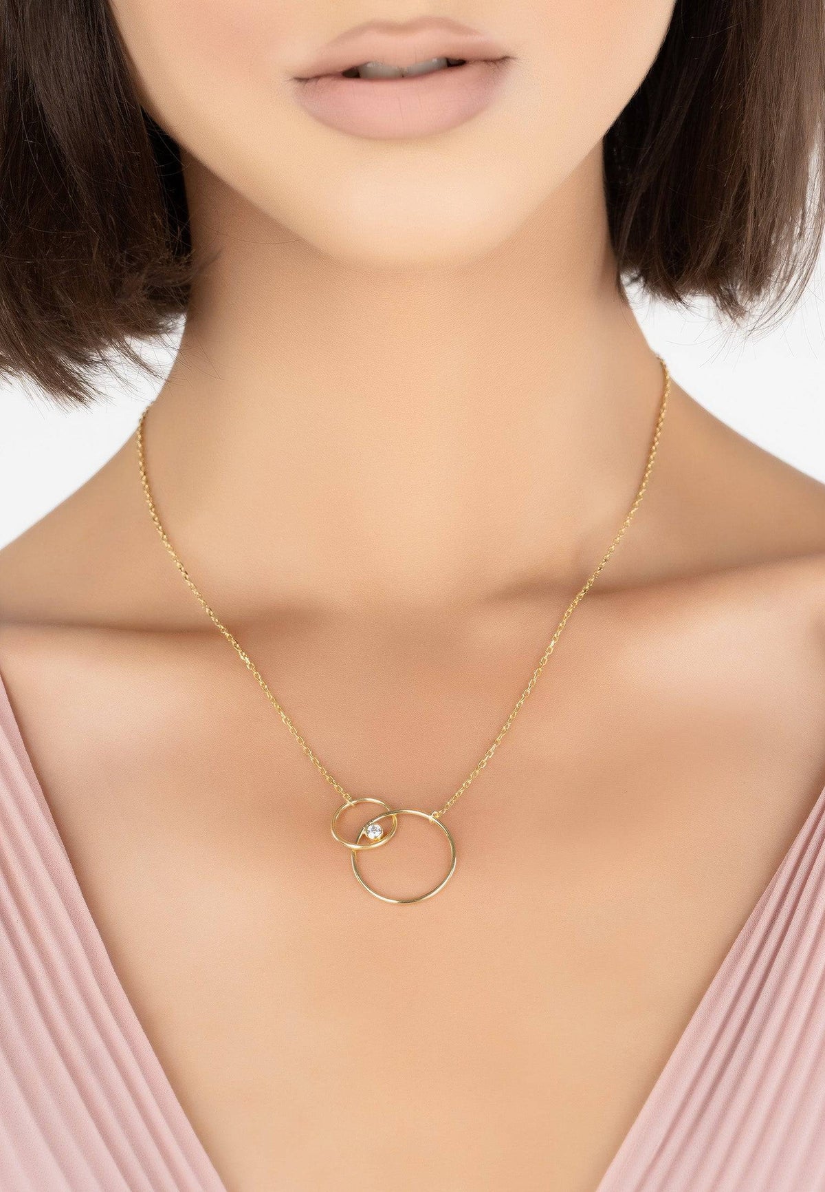 Linked Halo Circle Necklace Gold