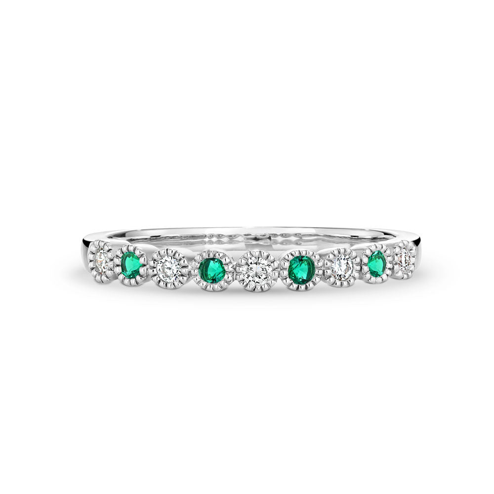 9K Millgrain Finish Bezel Set Alternating Diamonds & Emeralds Ring Band
