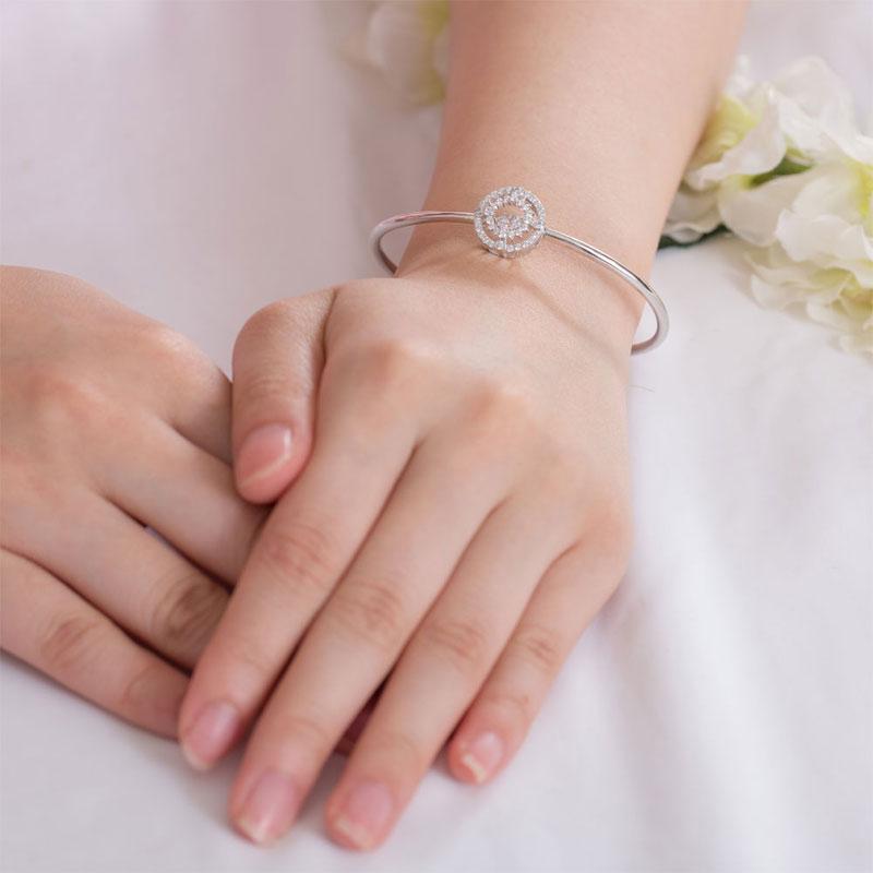 Halo Dancing Stone Bangle Solid 925 Sterling Silver for Women MXFB8013