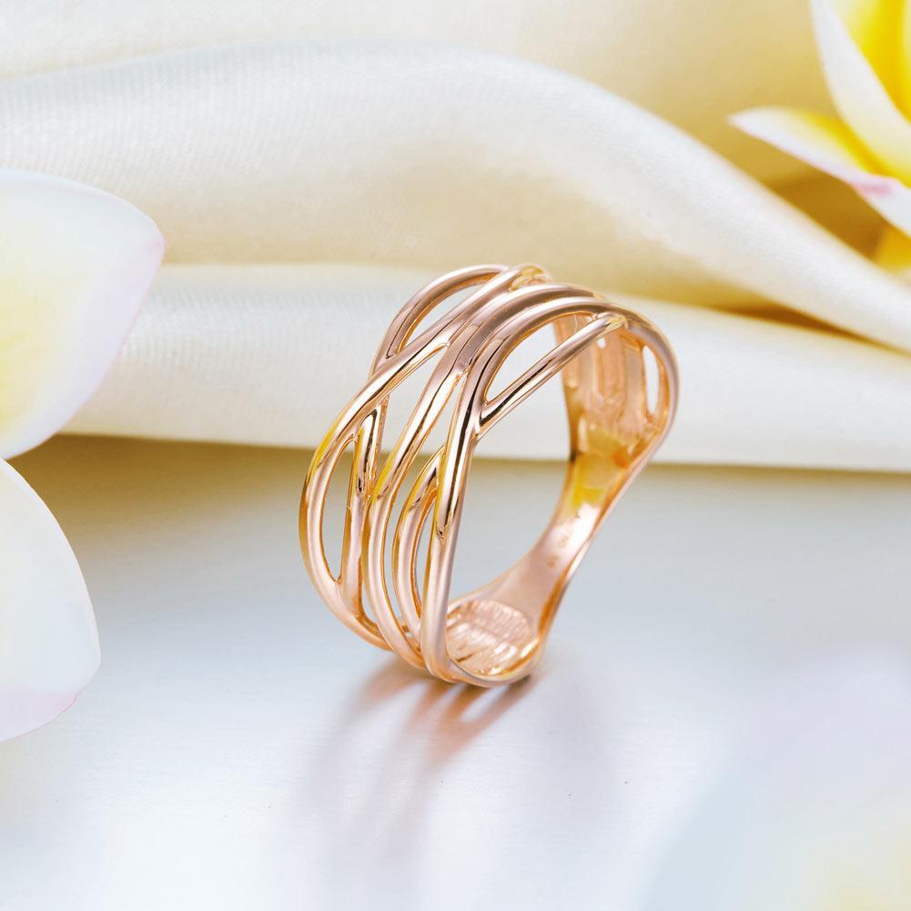 Solid 18K/750 Rose Gold Irregular Pattern Ring