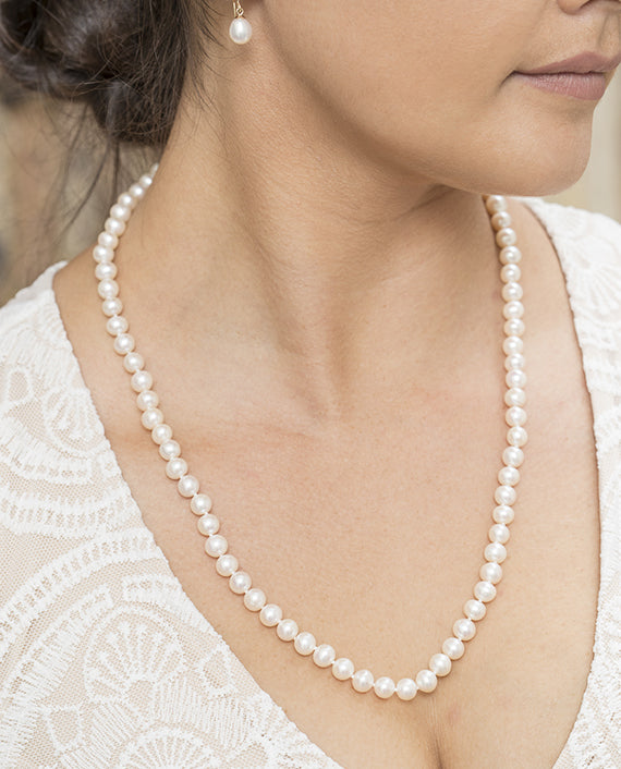 Sterling SIlver Round Freshwater Pearl Strand 50cm