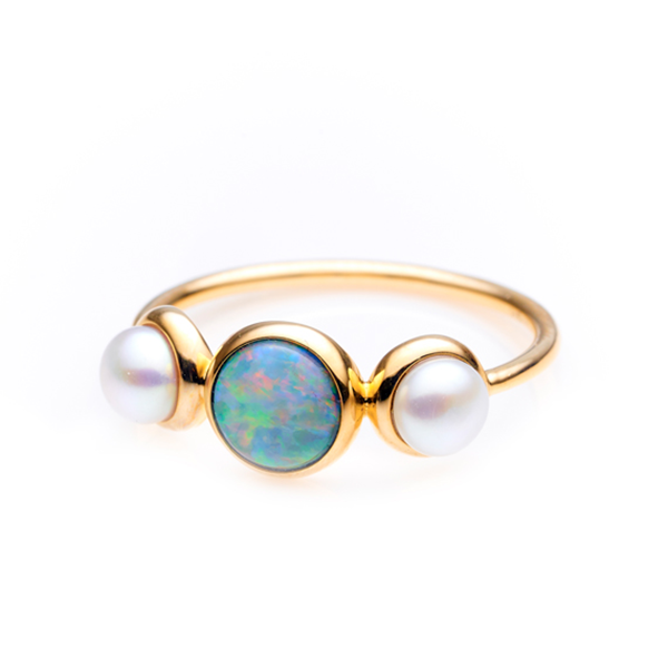 9CT YELLOW GOLD WHITE SOLID OPAL 6MM &amp; 2X 4MM FRESHWATER PEARL RING OR003-9Y