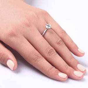 6 Claws Created Zirconia Engagement Ring 925 Sterling Silver Classic MJXFR8002