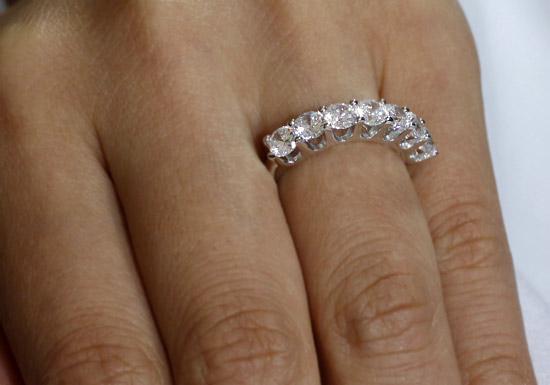 14K Gold 7 Stone Diamond Graduated Wedding Ring – FERKOS FJ