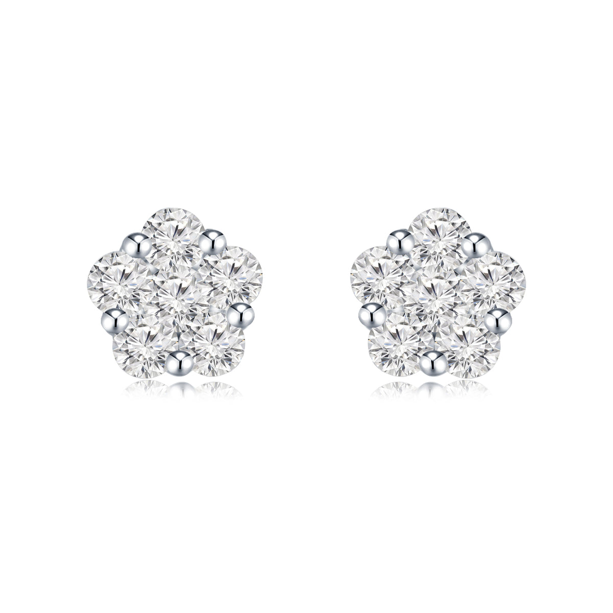 18K White Gold Cluster Diamond Earrings