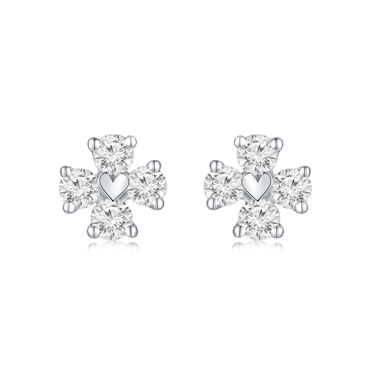 18K White Gold Diamond Heart Earrings